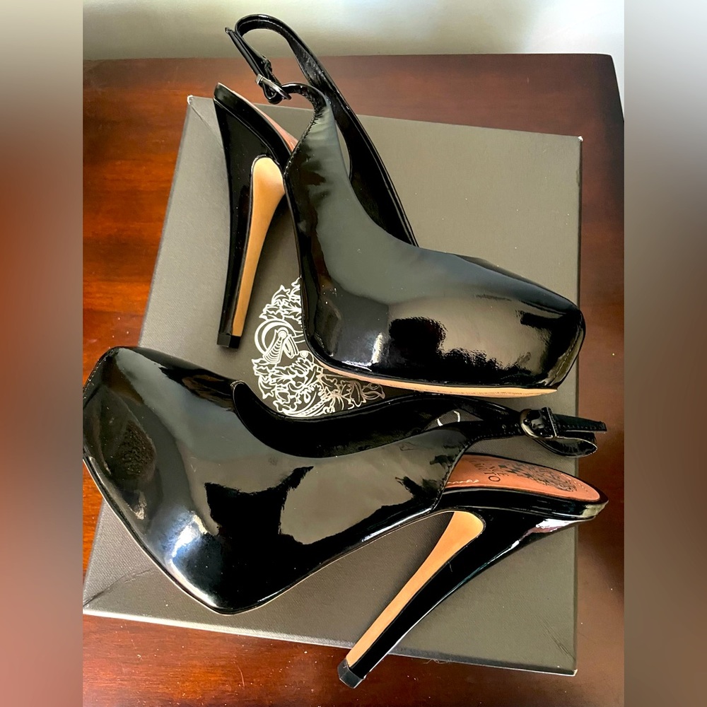 Vince Camuto Kimmy Sling Back Pumps Sz 7 Patent Leather Black with Box